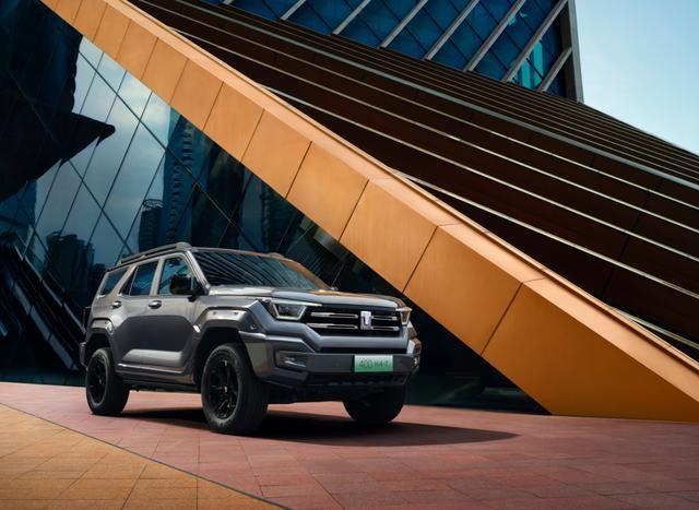 新款坦克400 Hi4-T上市，入門車型價(jià)格上調(diào)
