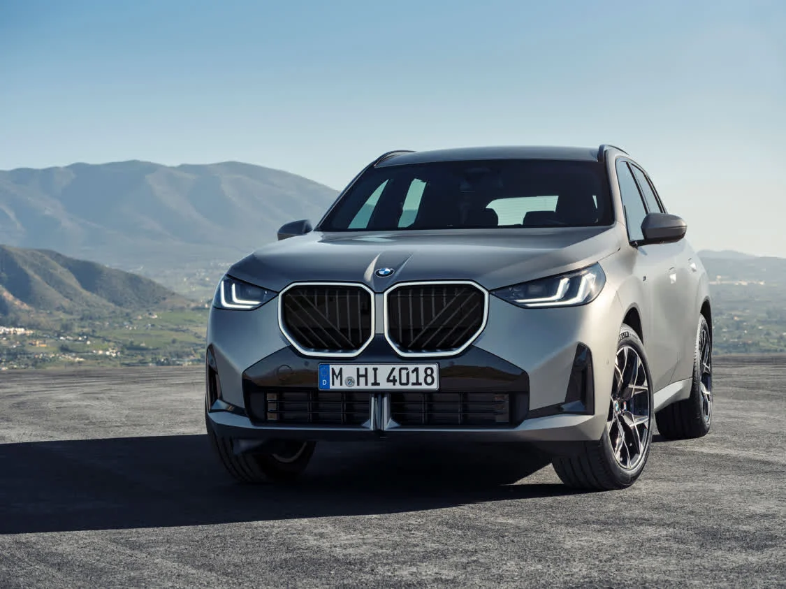 從細(xì)分市場開拓者到全球引領(lǐng)者 第四代BMW X3全球首發(fā)