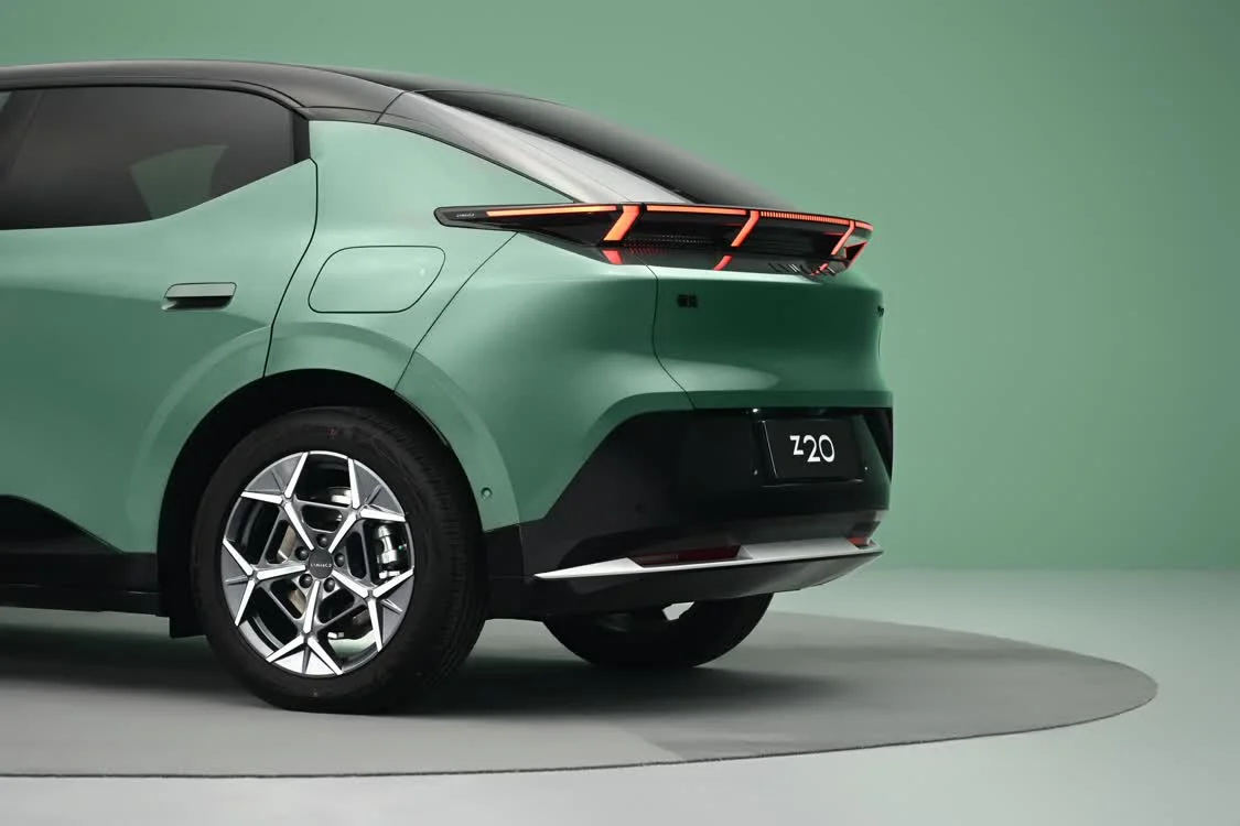 領(lǐng)克Z20新版型上市 純電續(xù)航430km/上新限時價10.99萬元起
